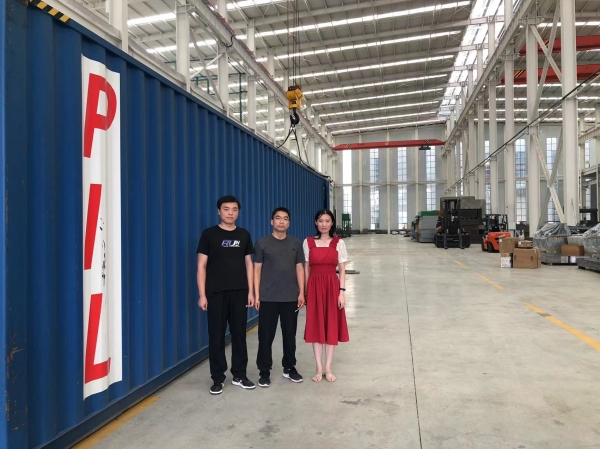 Load container