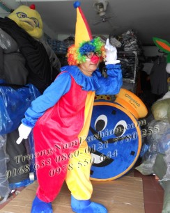 Costume