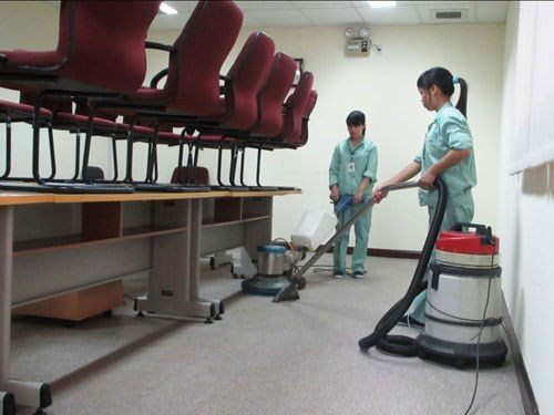 Office cleaning services