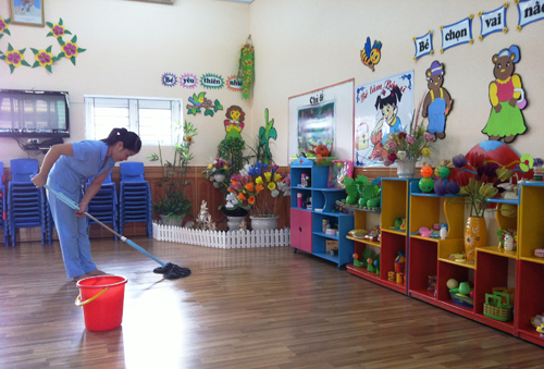 School cleaning services
