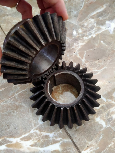 Bevel gear
