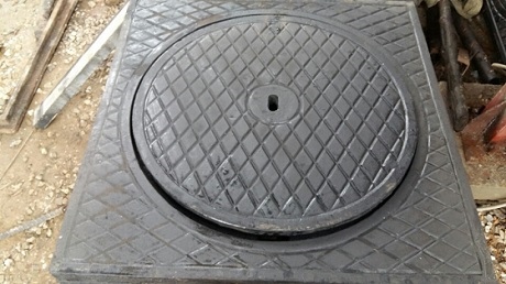 Manhole cover