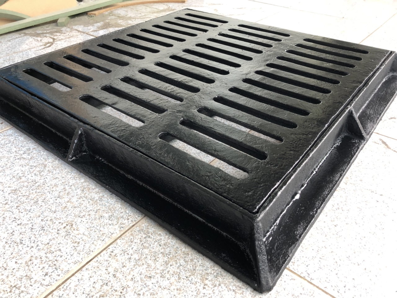 Gully grate