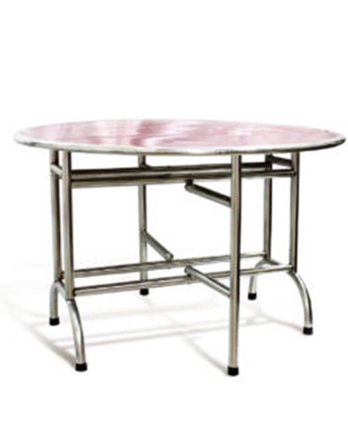 Folding tables