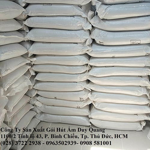 Clay desiccant packet
