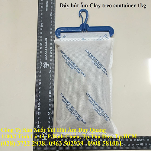 Clay desiccant packet