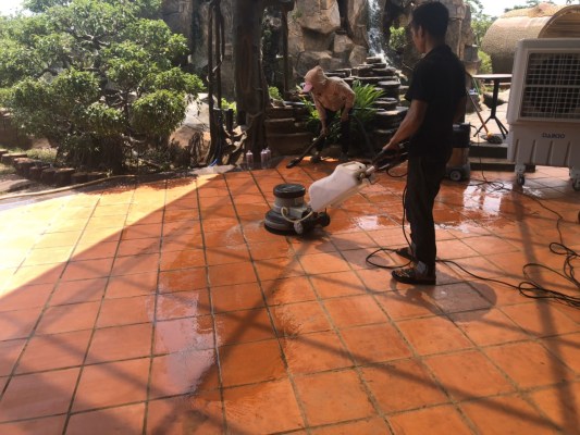 Industrial cleaning service