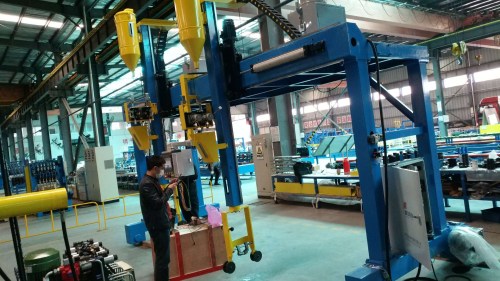 Steel processing machine