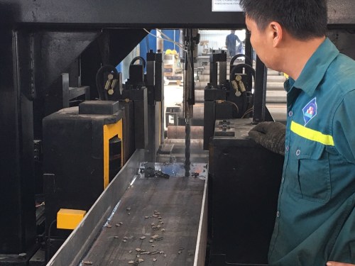 Steel processing machine