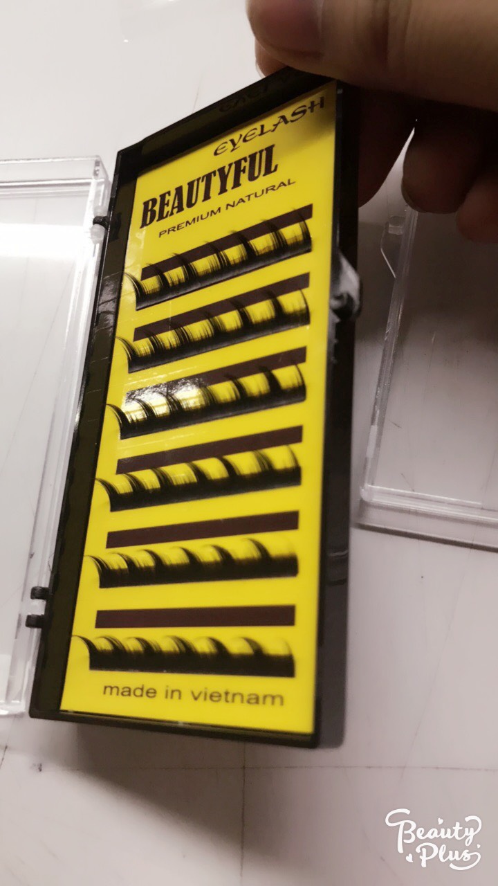 Katun eyelashes