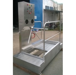 Automatic shoe washing machine