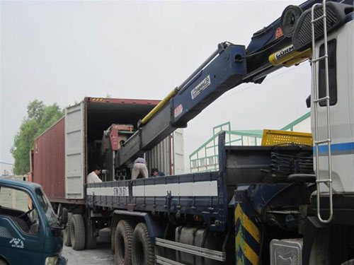 Crane Truck for Rent