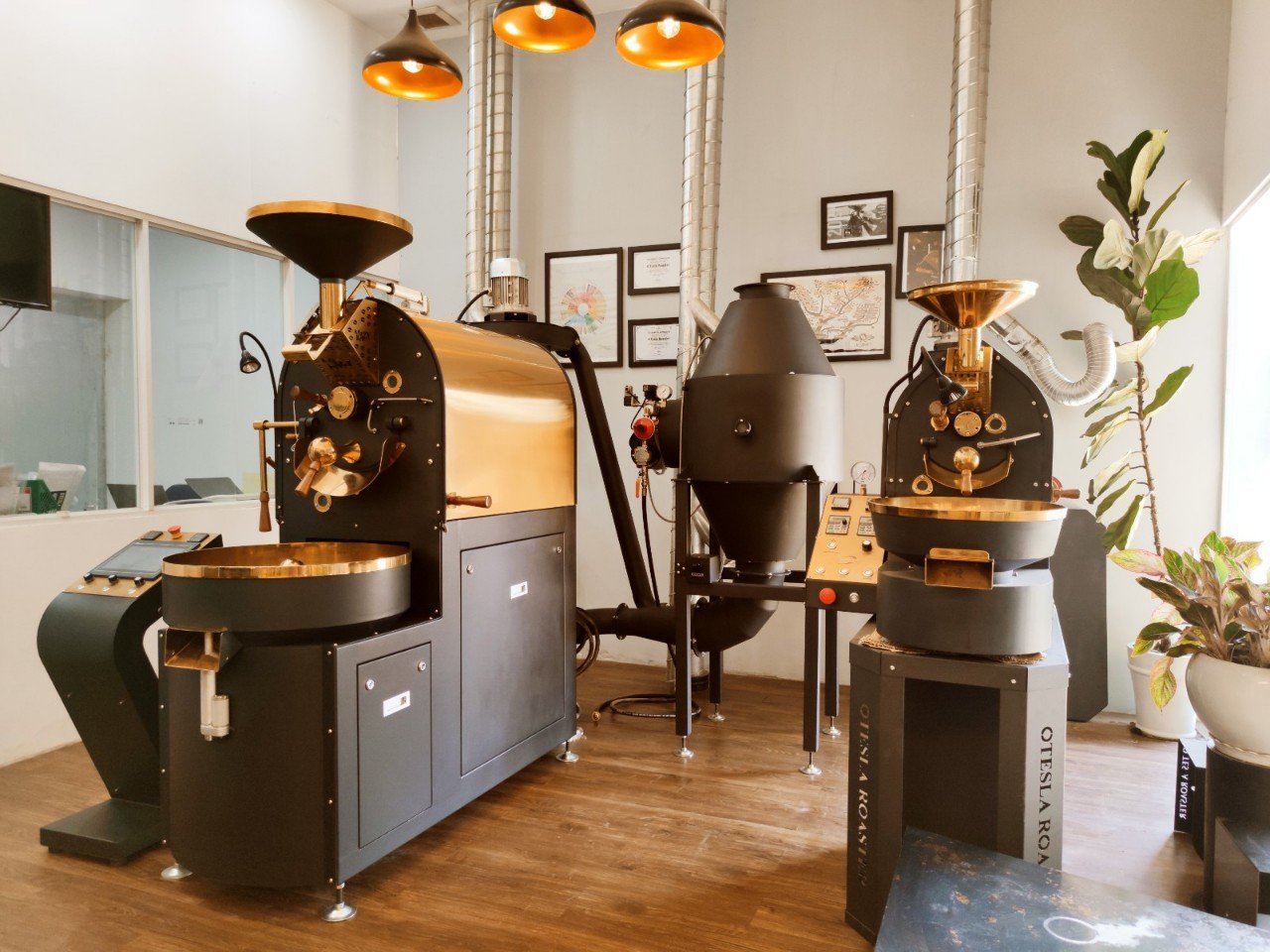 Coffee roaster machine