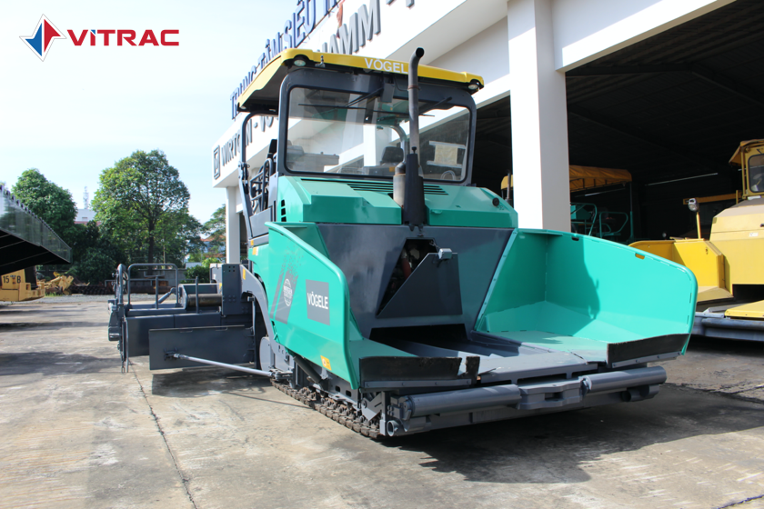 S1800-2 Asphalt Spreader