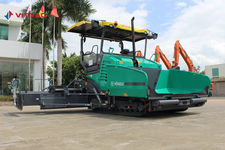 S1800-3 Asphalt Spreader