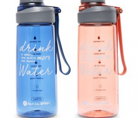 Plastic water bottle