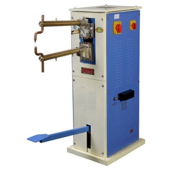 Spot welding machine