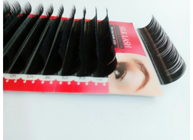Drooping eyelash