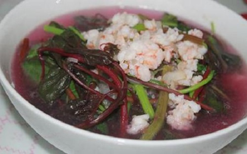 Vietnamese amaranth soup