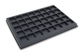 Formed plastic trays