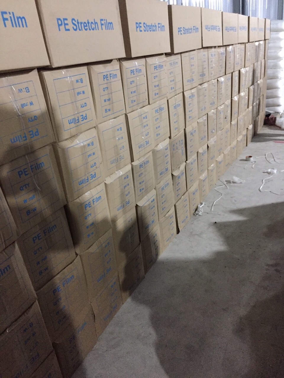 PE pallet wrap film