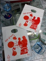 Fashionable plastic bag