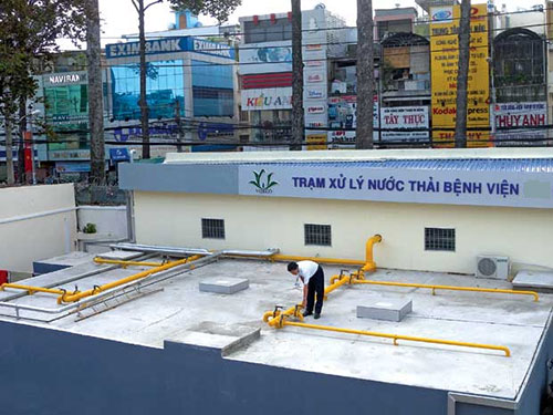 Medical wastewater treatment system