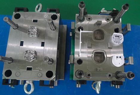 Electronic device mold