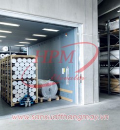 Freight elevator