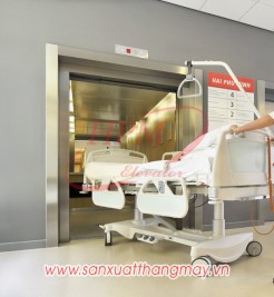 Hospital elevator