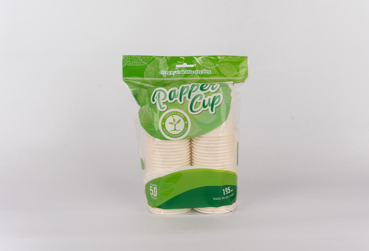 White paper cups 7168 – 02820