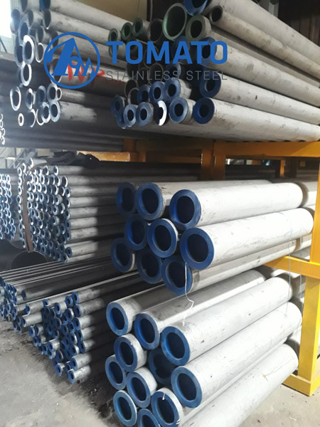 Stainless steel pipe
