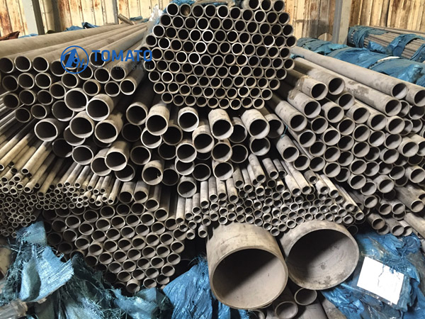 Stainless steel pipe