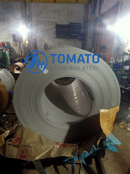 Stainless steel roll