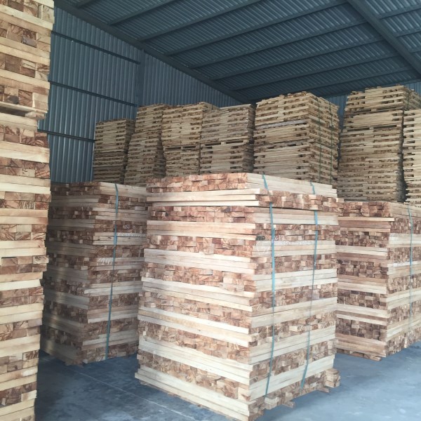 Rubber wood