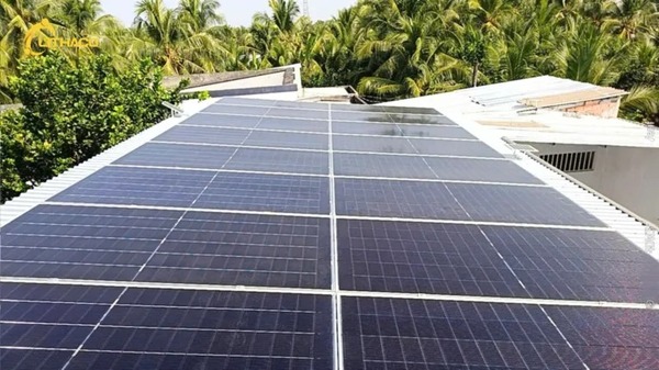 7kWp hybrid solar system with 15.36kWh battery storage