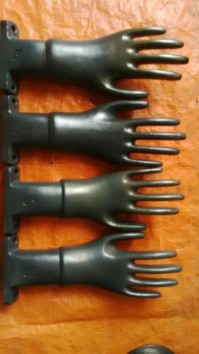 Non-stick coating for rubber glove molds