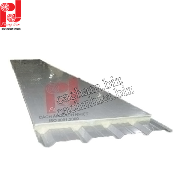 Sandwich panel