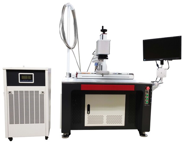 Laser welding machine