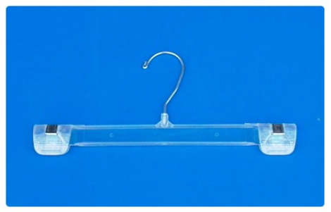 Clothes hanger