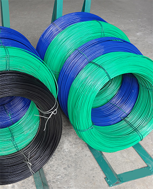 Steel wire with resin coating