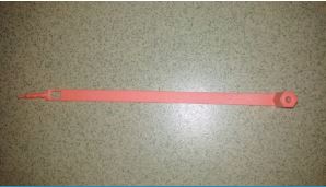 Flat plastic seal