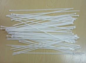 Heat resistant cable tie