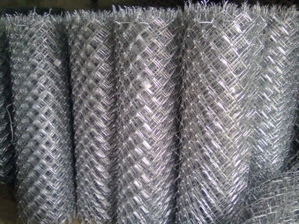 B40 steel fence
