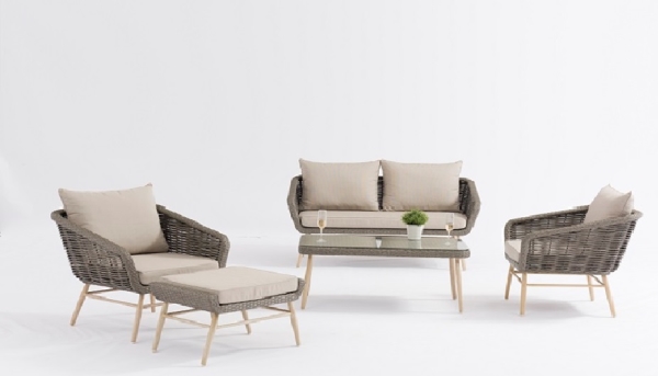 Luxury synthetic garden