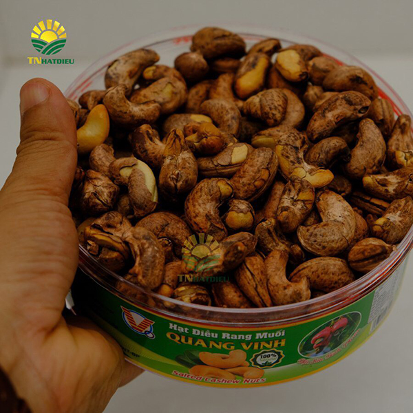 Cashew nuts