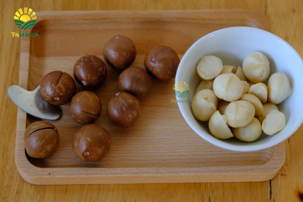 Macadamia nuts