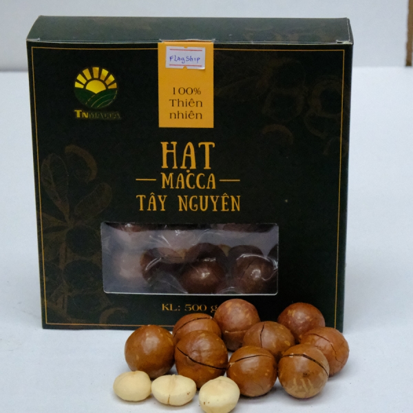 500g cracked macadamia nut box