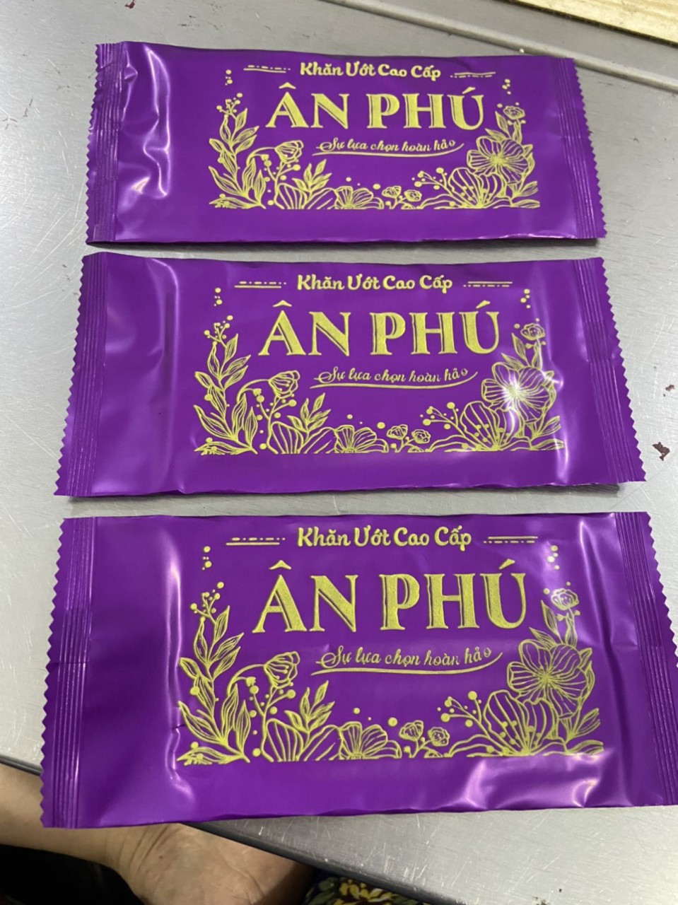 Wet wipes