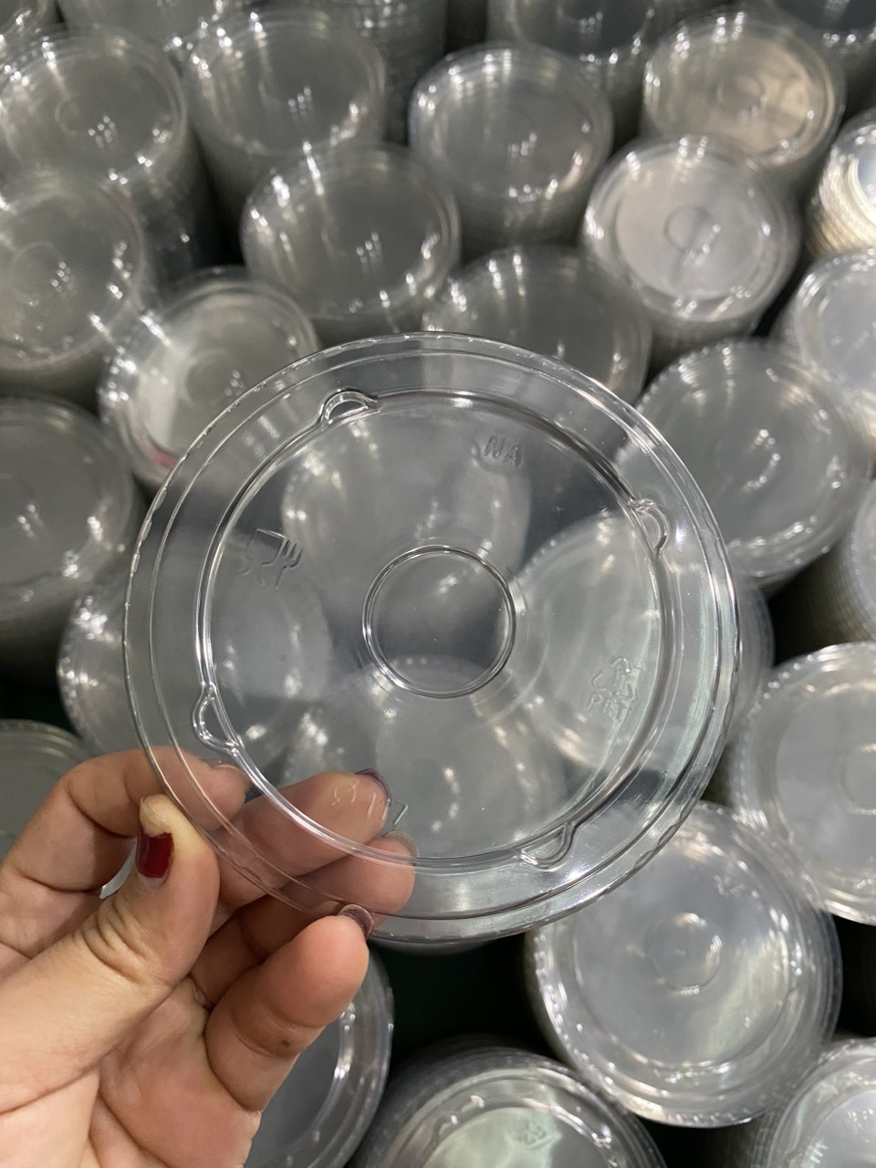 Plastic lid